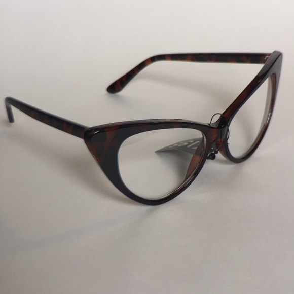 Slim cat - Picture 2 of 2